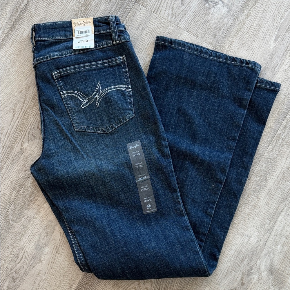 Wrangler Women's Dark  Bootcut Jeans